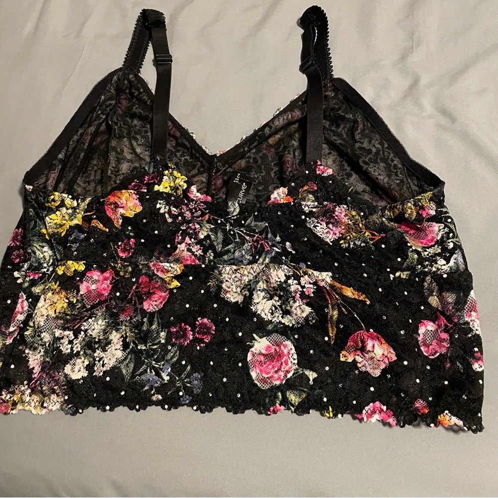 Torrid Curve Floral Lace Bralette Top Size 2X - Picture 3 of 6